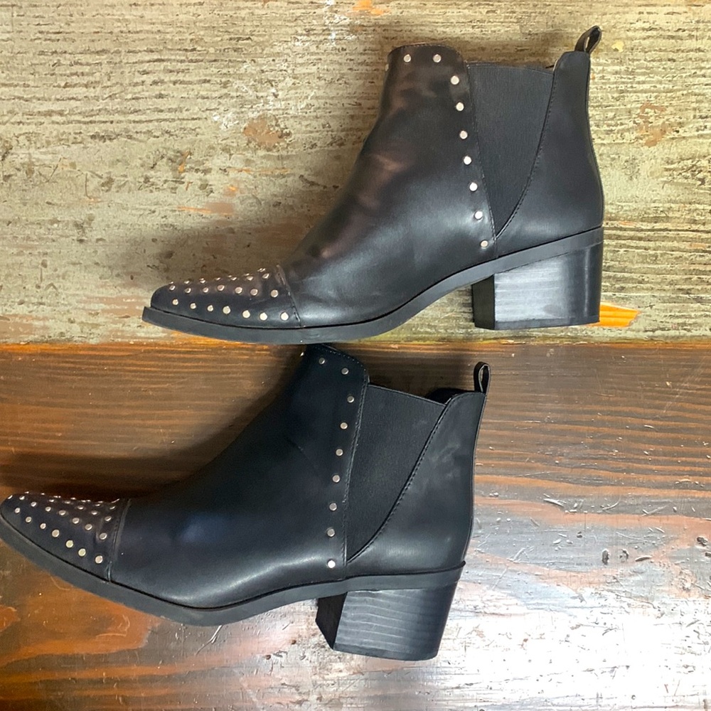 Black booties - Picture 3 of 3